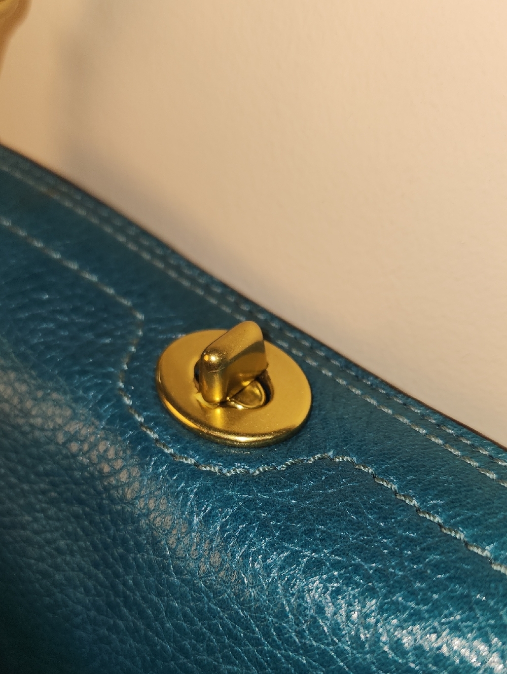 Coach Pebbled Leather Teal Blue Wristlet Clutch Pouch RARE Color Turnlock Gold - Picture 8 of 14